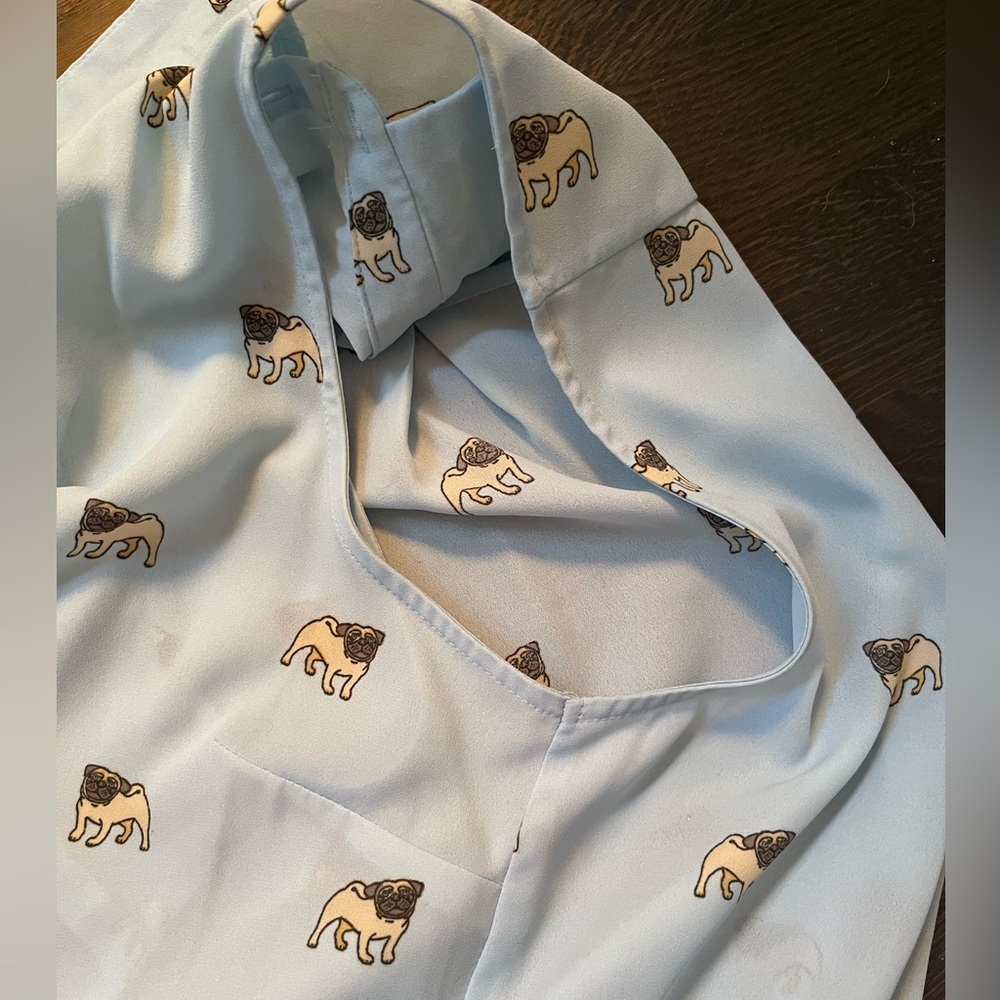 Pug print sleeveless blouse - Picture 4 of 9